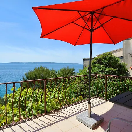 펜션 Beachfront House With Hot Tubrastici, Ciovo - 18478 트로기르